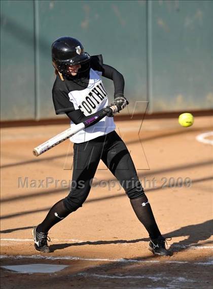 Thumbnail 3 in Lutheran vs. Foothill (Woodbridge Classic) photogallery.