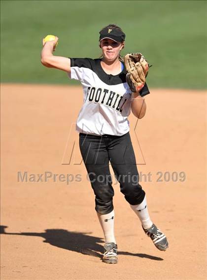Thumbnail 2 in Lutheran vs. Foothill (Woodbridge Classic) photogallery.