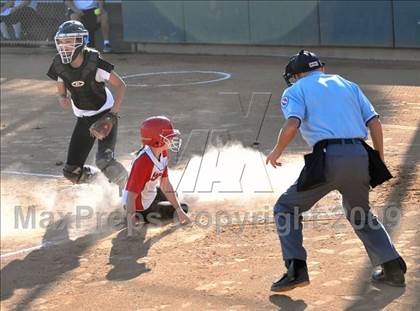 Thumbnail 2 in Lutheran vs. Foothill (Woodbridge Classic) photogallery.