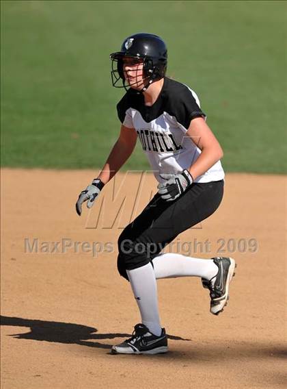Thumbnail 3 in Lutheran vs. Foothill (Woodbridge Classic) photogallery.