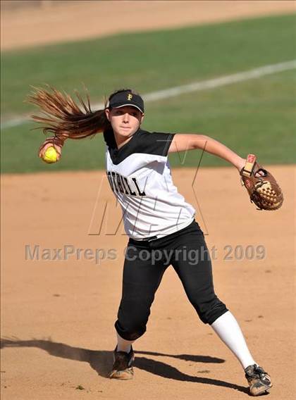 Thumbnail 2 in Lutheran vs. Foothill (Woodbridge Classic) photogallery.