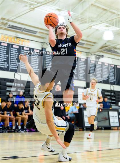 Thumbnail 2 in Santa Teresa vs. Menlo School photogallery.