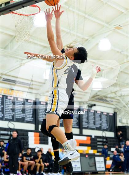 Thumbnail 2 in Santa Teresa vs. Menlo School photogallery.