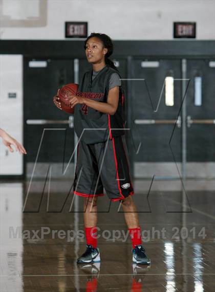 Thumbnail 1 in Kennedy [John F.] vs College Park (MLK-Shootout) photogallery.