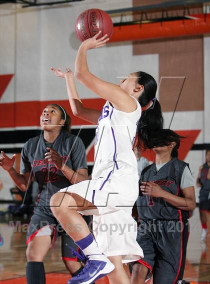 Thumbnail 1 in Kennedy [John F.] vs College Park (MLK-Shootout) photogallery.