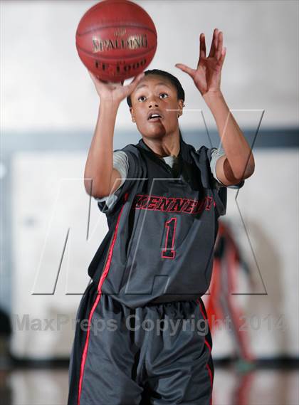 Thumbnail 1 in Kennedy [John F.] vs College Park (MLK-Shootout) photogallery.