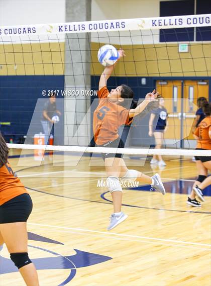 Thumbnail 1 in Copper Canyon vs Kellis photogallery.