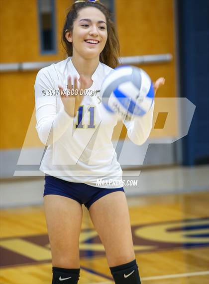 Thumbnail 1 in Copper Canyon vs Kellis photogallery.