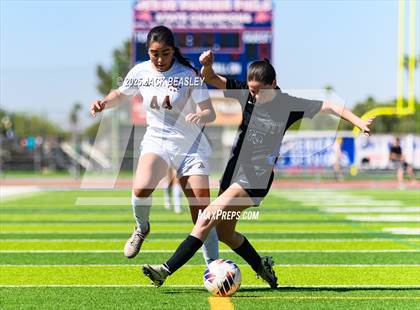 Thumbnail 1 in Salpointe Catholic vs Prescott (AIA 4A Final) photogallery.