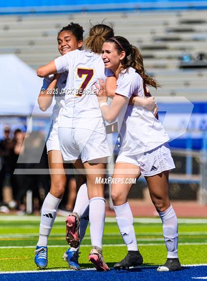 Thumbnail 1 in Salpointe Catholic vs Prescott (AIA 4A Final) photogallery.