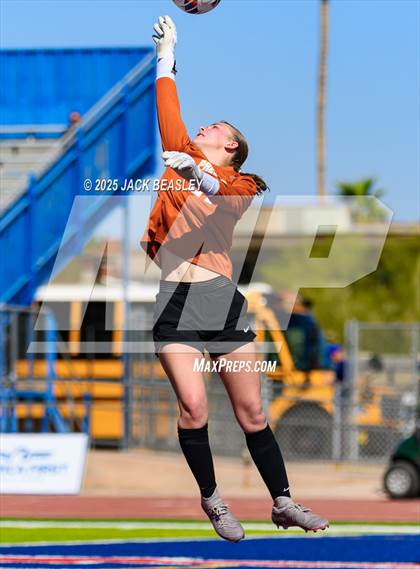 Thumbnail 2 in Salpointe Catholic vs Prescott (AIA 4A Final) photogallery.