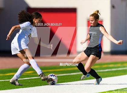 Thumbnail 2 in Salpointe Catholic vs Prescott (AIA 4A Final) photogallery.