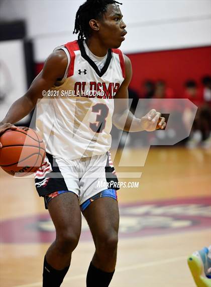 Thumbnail 2 in IMG Academy Blue @ Oldsmar Christian (Oldsmar Preseason Classic) photogallery.