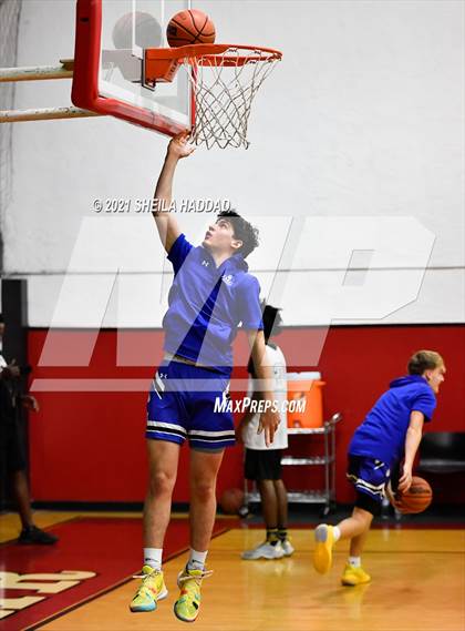 Thumbnail 2 in IMG Academy Blue @ Oldsmar Christian (Oldsmar Preseason Classic) photogallery.