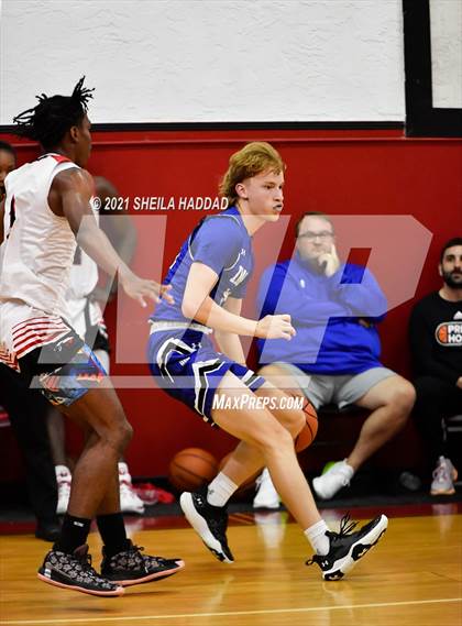 Thumbnail 1 in IMG Academy Blue @ Oldsmar Christian (Oldsmar Preseason Classic) photogallery.