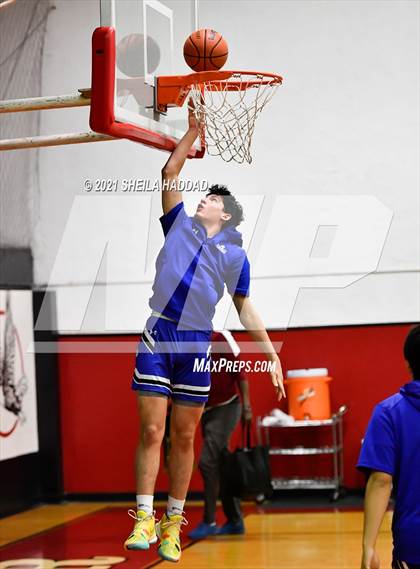 Thumbnail 2 in IMG Academy Blue @ Oldsmar Christian (Oldsmar Preseason Classic) photogallery.