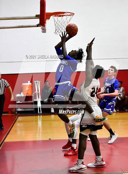 Thumbnail 2 in IMG Academy Blue @ Oldsmar Christian (Oldsmar Preseason Classic) photogallery.