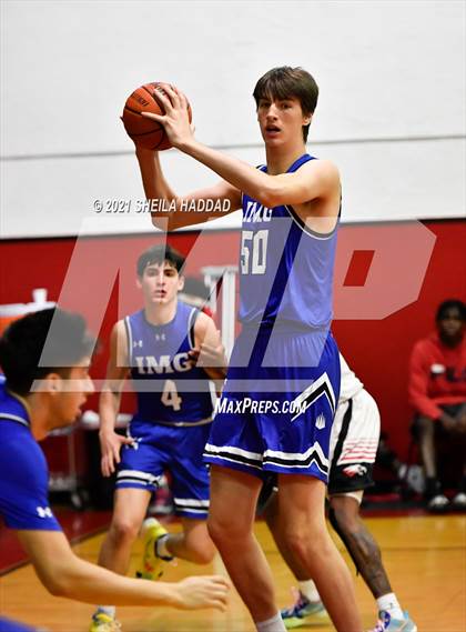 Thumbnail 3 in IMG Academy Blue @ Oldsmar Christian (Oldsmar Preseason Classic) photogallery.