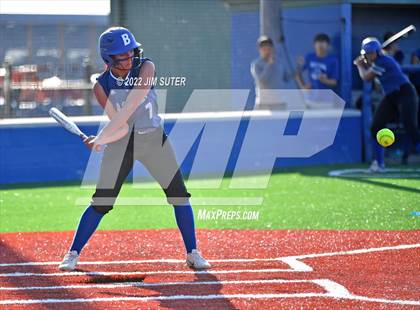 Thumbnail 1 in Bartlett vs North Zulch (UIL 1A Regional Semifinal Playoff) photogallery.