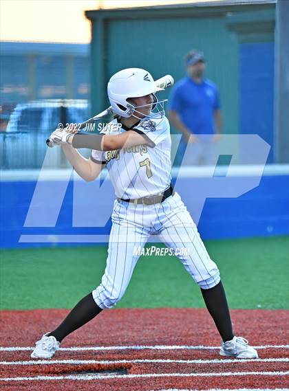 Thumbnail 1 in Bartlett vs North Zulch (UIL 1A Regional Semifinal Playoff) photogallery.