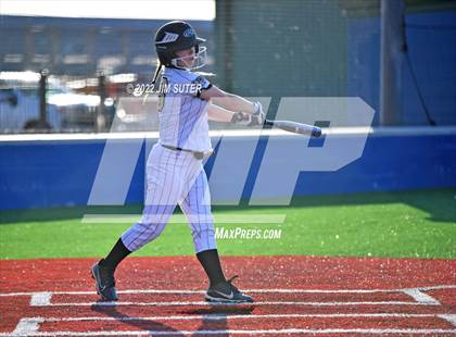 Thumbnail 2 in Bartlett vs North Zulch (UIL 1A Regional Semifinal Playoff) photogallery.