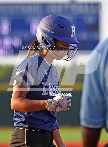 Thumbnail 3 in Bartlett vs North Zulch (UIL 1A Regional Semifinal Playoff) photogallery.