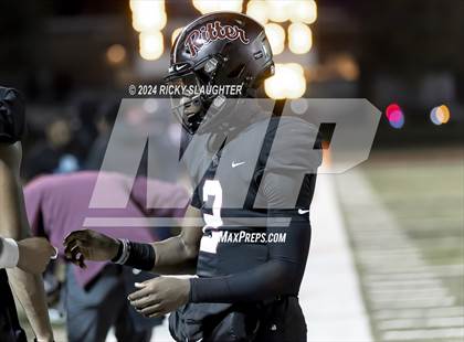 Thumbnail 3 in Central vs. Cardinal Ritter College Prep (MSHSAA Class 5 Round 3) photogallery.