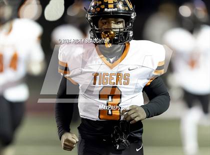 Thumbnail 3 in Central vs. Cardinal Ritter College Prep (MSHSAA Class 5 Round 3) photogallery.