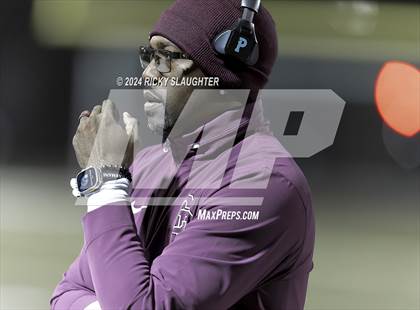 Thumbnail 2 in Central vs. Cardinal Ritter College Prep (MSHSAA Class 5 Round 3) photogallery.