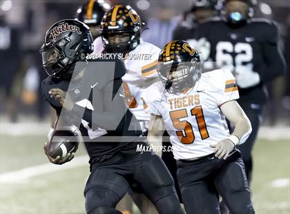 Thumbnail 3 in Central vs. Cardinal Ritter College Prep (MSHSAA Class 5 Round 3) photogallery.