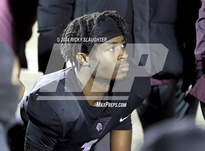 Thumbnail 2 in Central vs. Cardinal Ritter College Prep (MSHSAA Class 5 Round 3) photogallery.