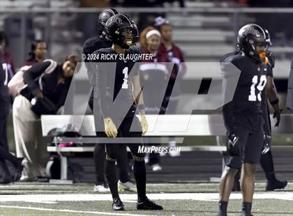 Thumbnail 2 in Central vs. Cardinal Ritter College Prep (MSHSAA Class 5 Round 3) photogallery.