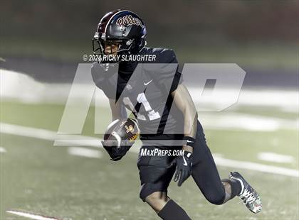 Thumbnail 3 in Central vs. Cardinal Ritter College Prep (MSHSAA Class 5 Round 3) photogallery.