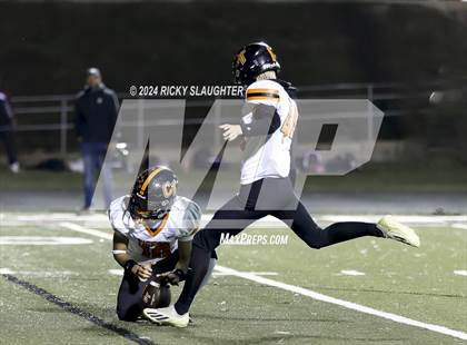 Thumbnail 3 in Central vs. Cardinal Ritter College Prep (MSHSAA Class 5 Round 3) photogallery.