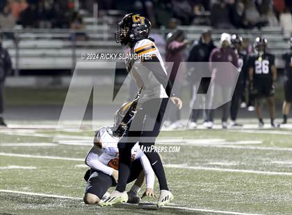 Thumbnail 2 in Central vs. Cardinal Ritter College Prep (MSHSAA Class 5 Round 3) photogallery.