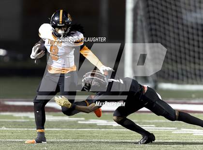 Thumbnail 3 in Central vs. Cardinal Ritter College Prep (MSHSAA Class 5 Round 3) photogallery.