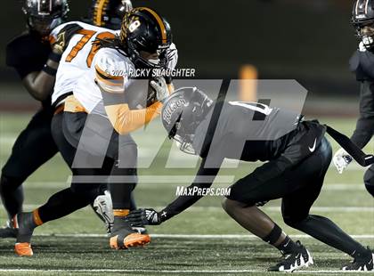 Thumbnail 2 in Central vs. Cardinal Ritter College Prep (MSHSAA Class 5 Round 3) photogallery.