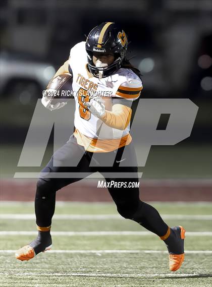 Thumbnail 3 in Central vs. Cardinal Ritter College Prep (MSHSAA Class 5 Round 3) photogallery.