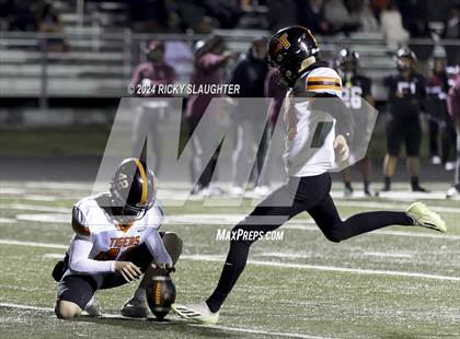 Thumbnail 1 in Central vs. Cardinal Ritter College Prep (MSHSAA Class 5 Round 3) photogallery.