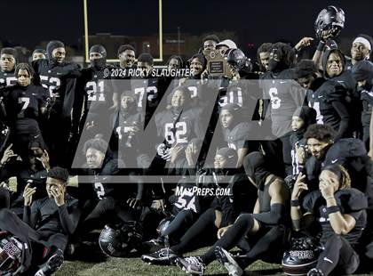 Thumbnail 2 in Central vs. Cardinal Ritter College Prep (MSHSAA Class 5 Round 3) photogallery.