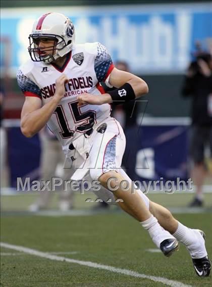 Thumbnail 1 in U.S. Semper Fidelis All-American Game   photogallery.