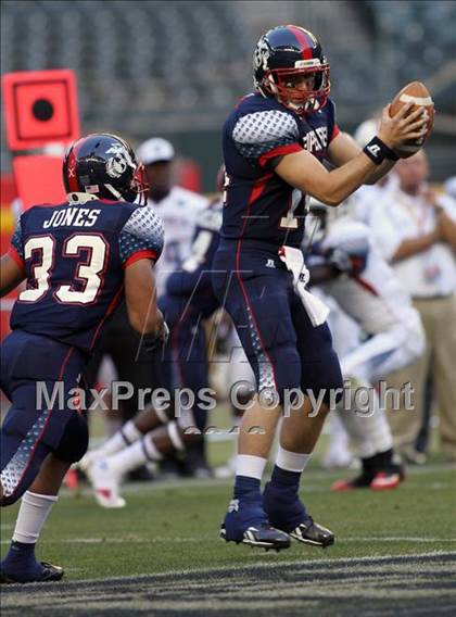 Thumbnail 3 in U.S. Semper Fidelis All-American Game   photogallery.