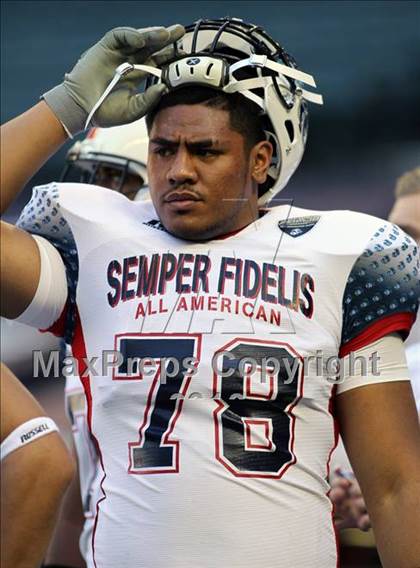 Thumbnail 2 in U.S. Semper Fidelis All-American Game   photogallery.