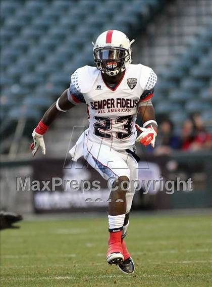 Thumbnail 3 in U.S. Semper Fidelis All-American Game   photogallery.
