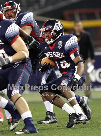 Thumbnail 2 in U.S. Semper Fidelis All-American Game   photogallery.