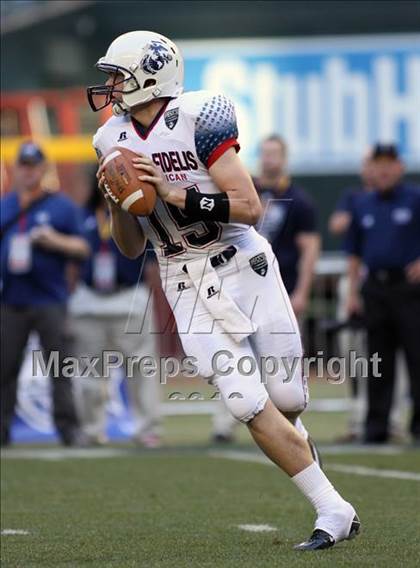 Thumbnail 3 in U.S. Semper Fidelis All-American Game   photogallery.