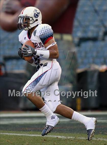 Thumbnail 1 in U.S. Semper Fidelis All-American Game   photogallery.