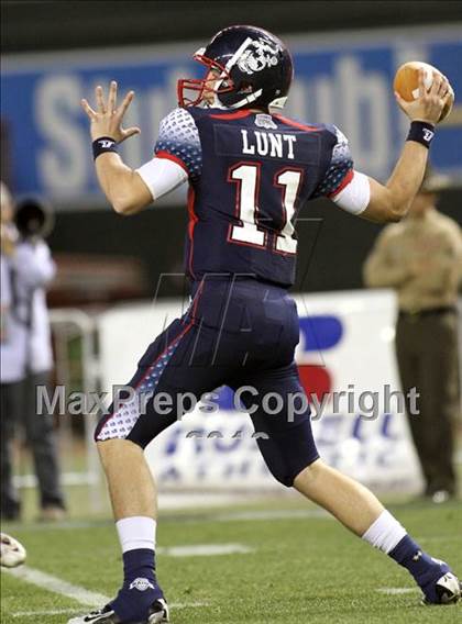 Thumbnail 1 in U.S. Semper Fidelis All-American Game   photogallery.