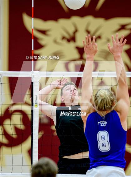 Thumbnail 2 in El Dorado vs. Golden Sierra (CIF SJS D3 Final) photogallery.