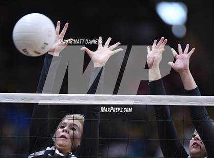 Thumbnail 2 in Valley vs. Prospect Ridge Academy (CHSAA 3A Playoff) photogallery.